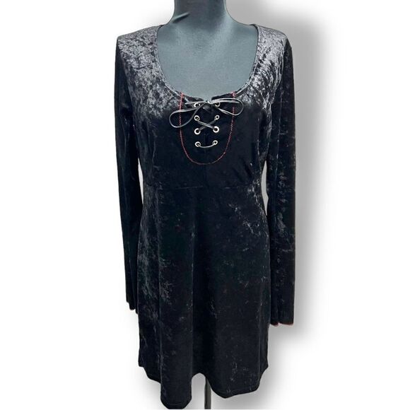 Vintage Y2K Tripp nyc crushed velvet dolly dress in black sz L bell sleeves NWT - Picture 1 of 16